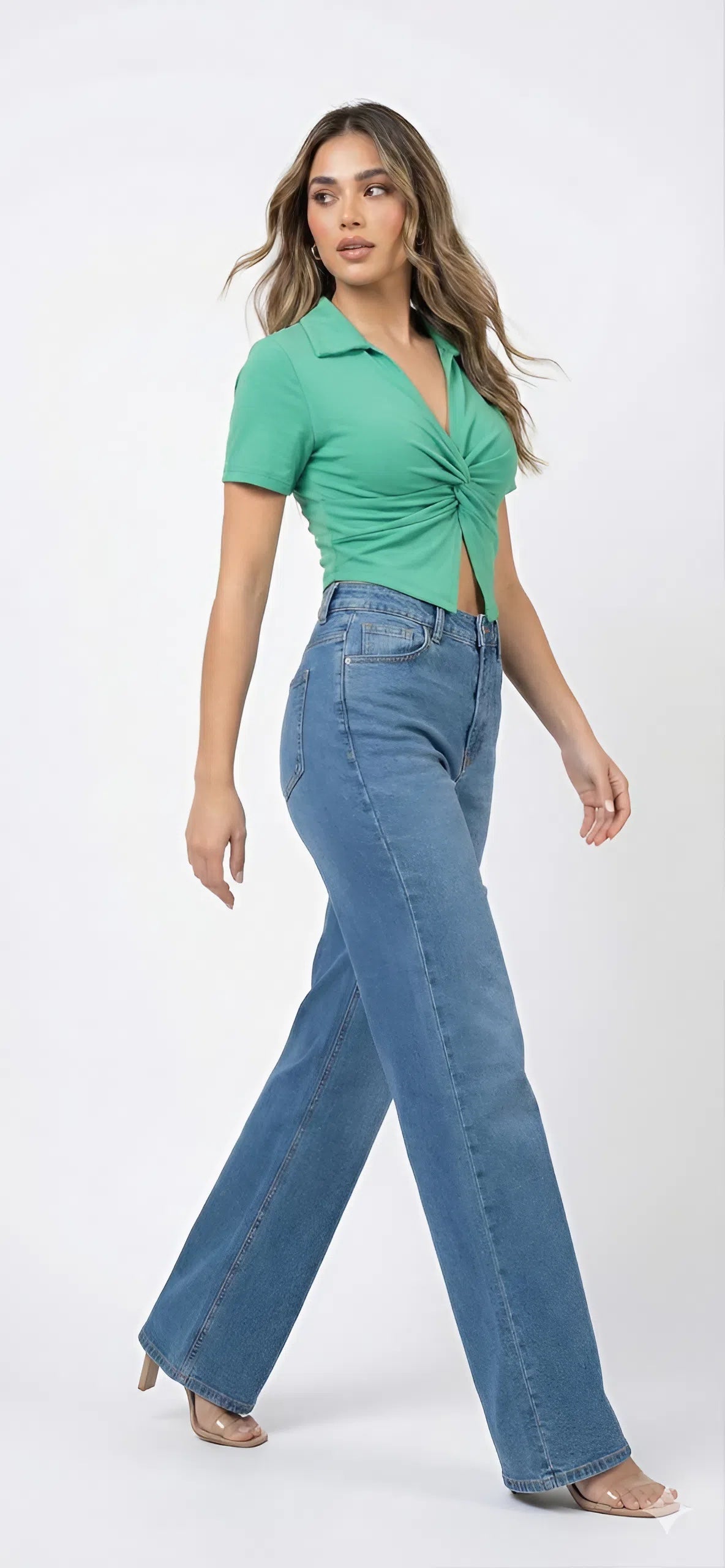 Twisted Front Collar Crop Top